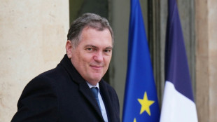 Le ministre des Transports appelle les agriculteurs &agrave; ne pas emp&ecirc;cher la circulation pendant No&euml;l 