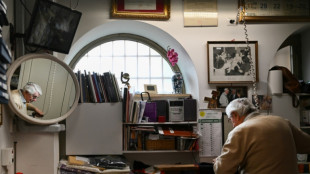 Conheça um dos últimos alfaiates do Vaticano