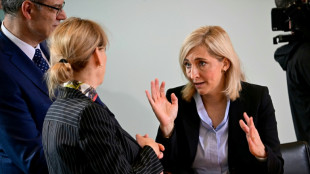 Kassenbeiträge sollen 2026 stabil bleiben - Kabinett beschließt Spargesetz