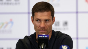 'Nenhuma decis&atilde;o', diz Xabi Alonso sobre retorno de Mudryk ap&oacute;s suspens&atilde;o