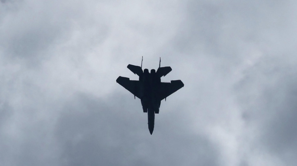 Media, Parigi ha vietato spazio aereo a voli Israele con armi Usa