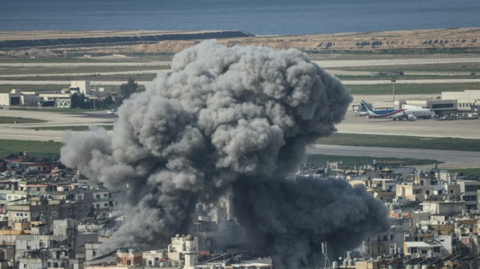 P&acirc;nico nos sub&uacute;rbios de Beirute ap&oacute;s Israel pedir evacua&ccedil;&atilde;o