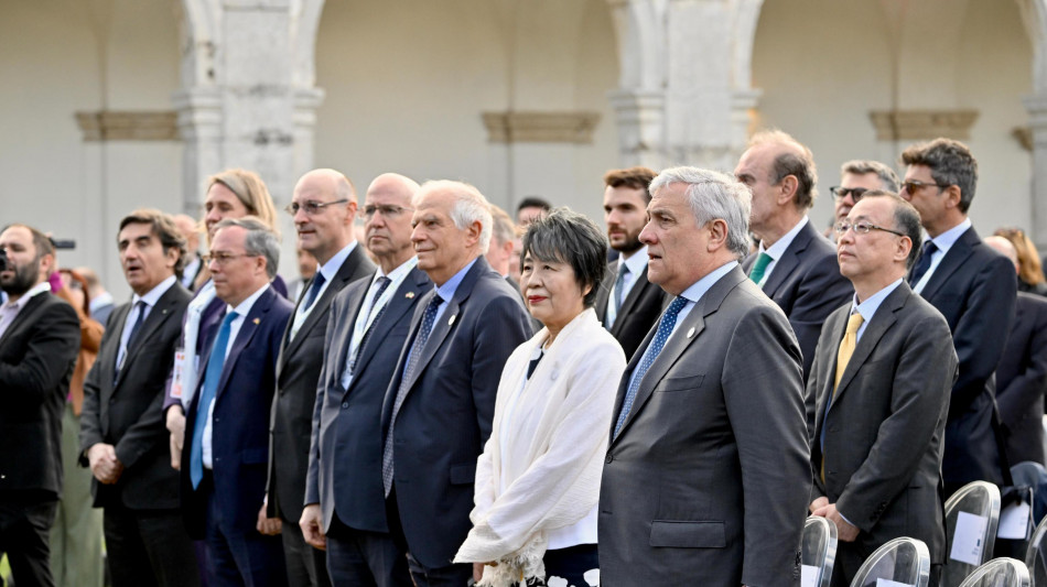 Tajani, aiutare Kiev altrimenti Putin non negozier&agrave; mai