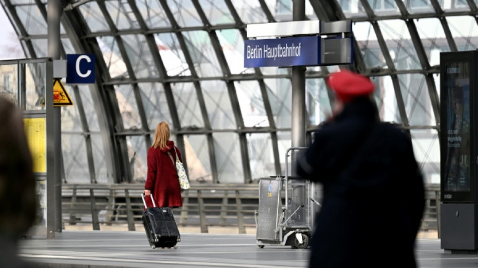 T&ouml;dliche Attacke auf Zugbegleiter: Einzelheiten aus Ermittlungen ver&ouml;ffentlicht